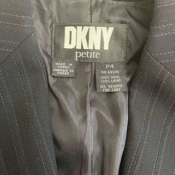 DKNY Suit Jacket Size Petite 4 - Picture 4 of 5